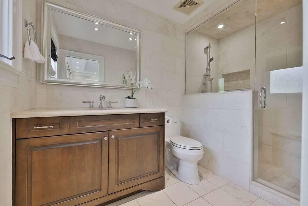 1267 Cambridge Dr