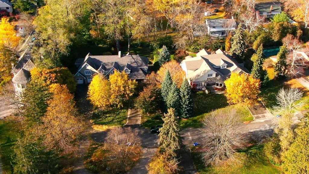1267 Cambridge Dr