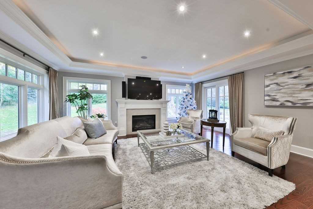 1267 Cambridge Dr
