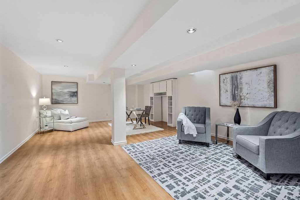 Listing W5432779 - Large Photo # 30