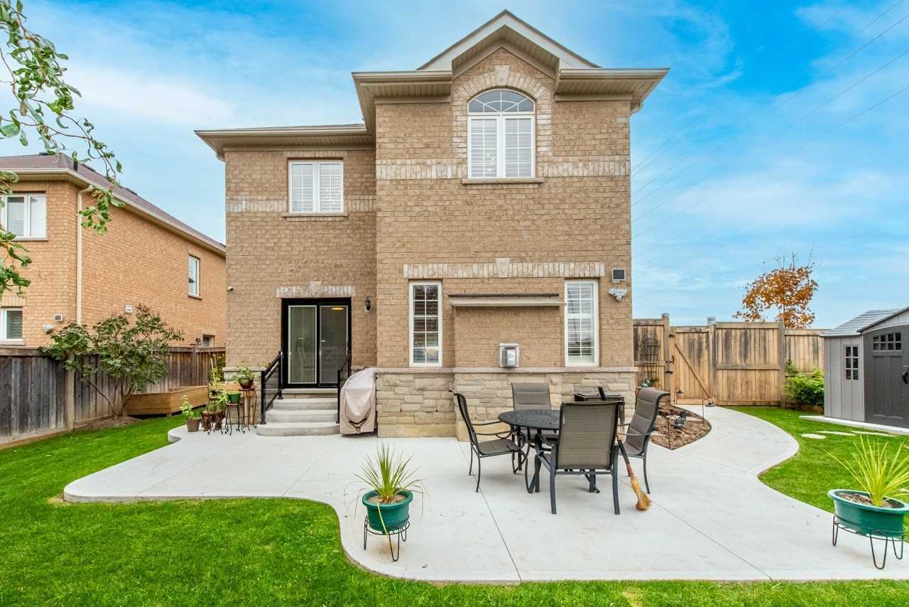 21 Chetholme Pl