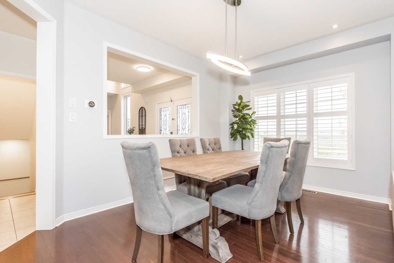 21 Chetholme Pl