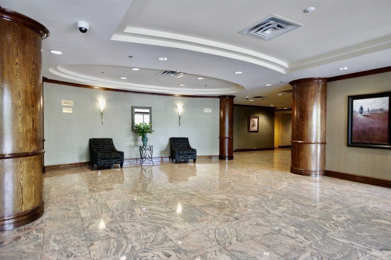 Listing W5436254 - Large Photo # 3