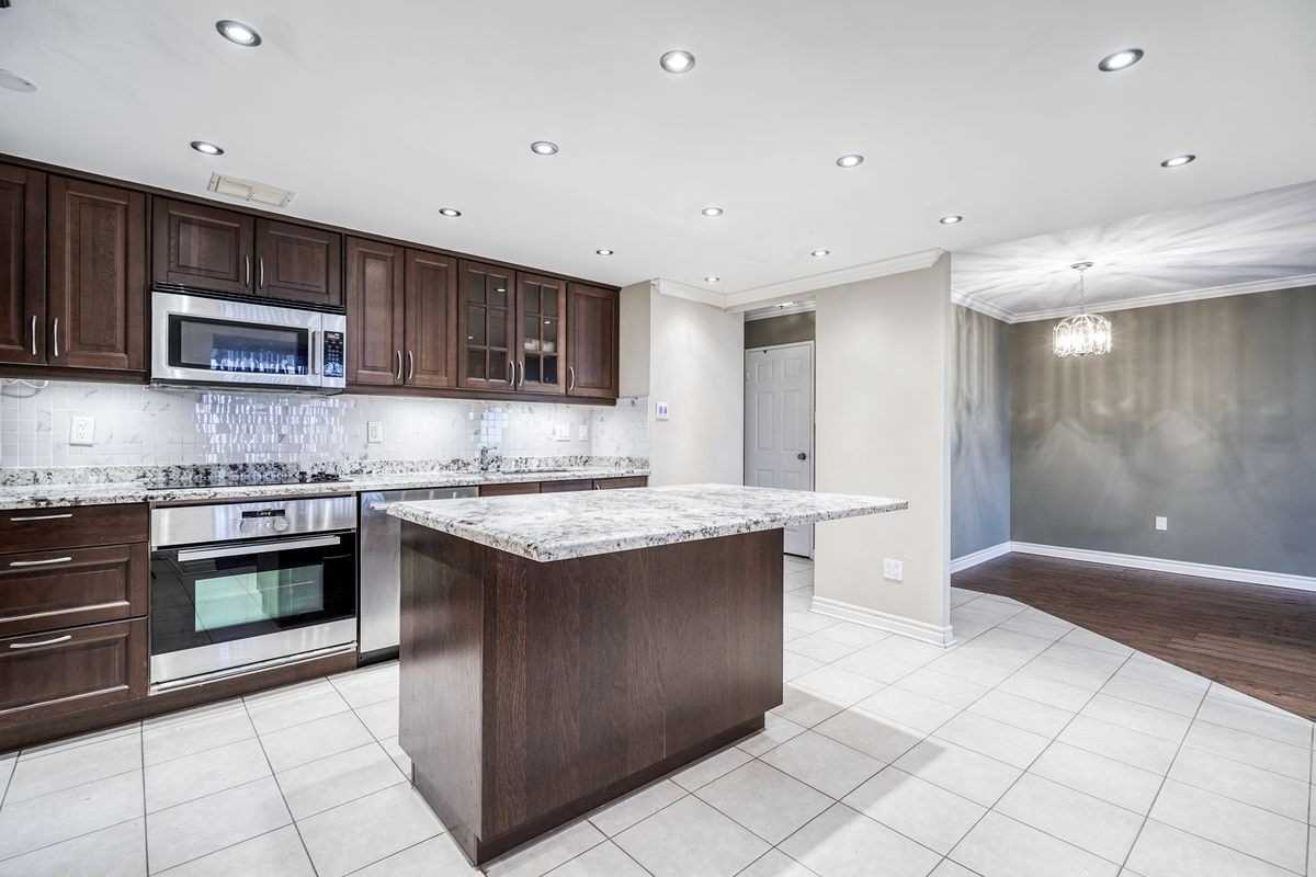 3100 Kirwin Ave, #2506