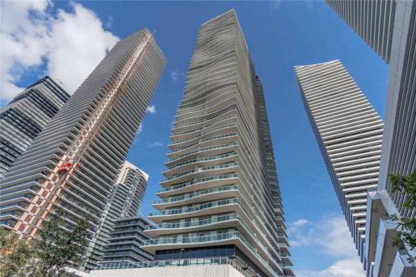 33 Shore Breeze Dr 33 Shore Breeze Dr