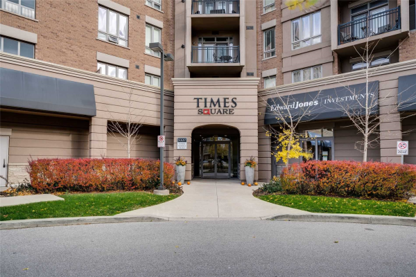 5327 Upper Middle Rd, Burlington