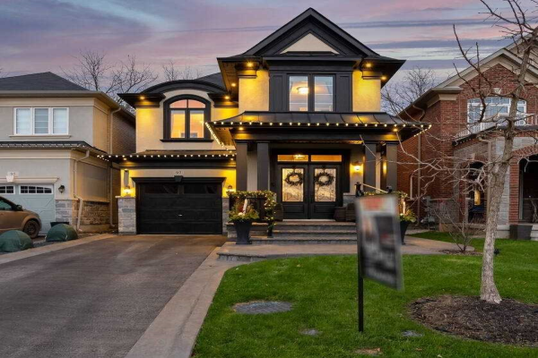 97 Upper Canada Crt, Halton Hills