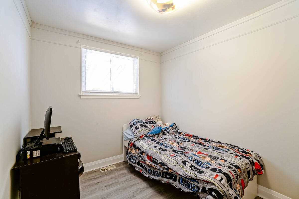 19 Anne Crt