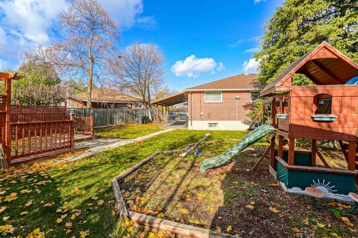 19 Anne Crt