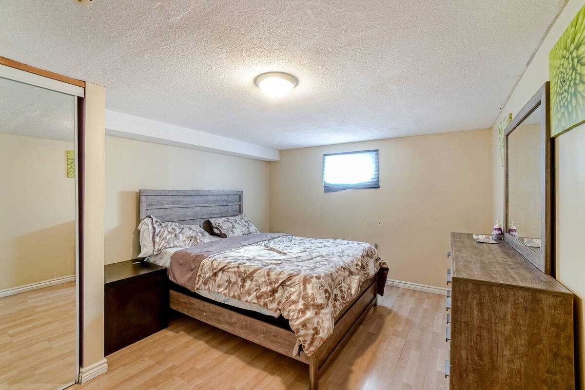 19 Anne Crt