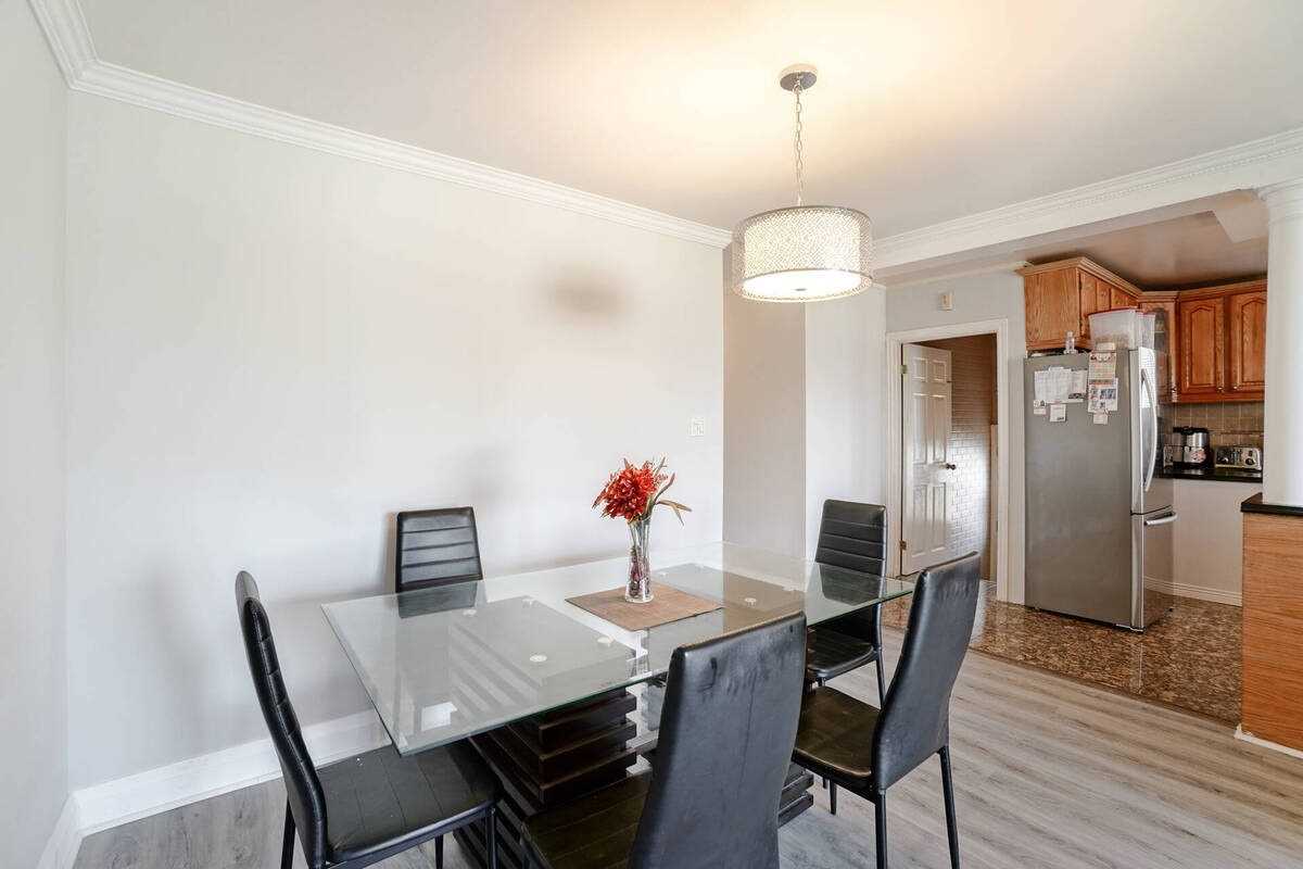 19 Anne Crt