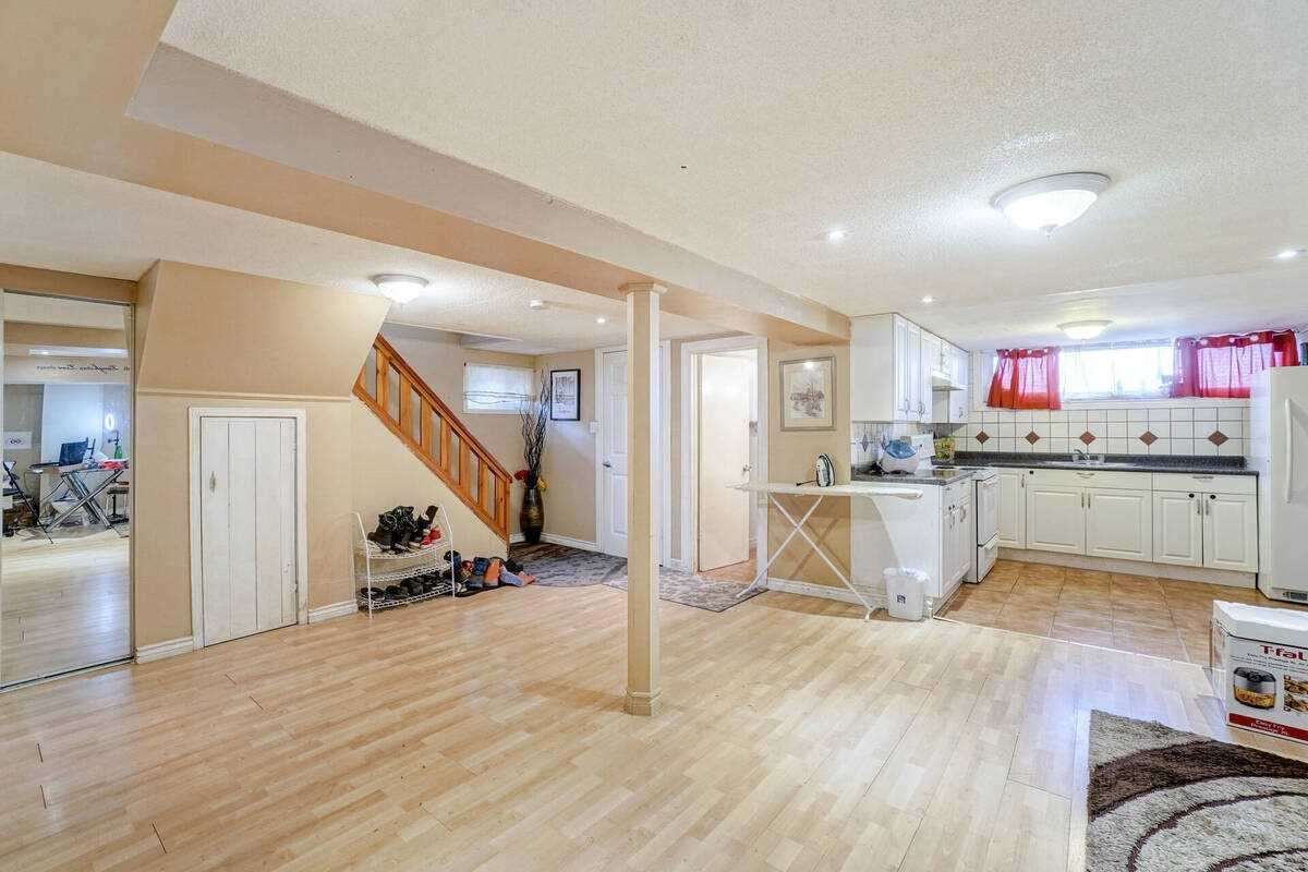 19 Anne Crt