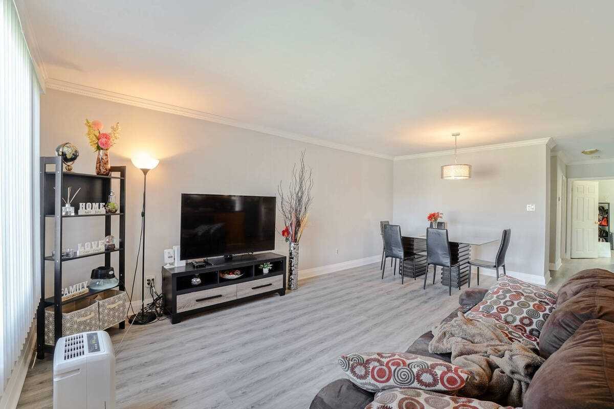 19 Anne Crt