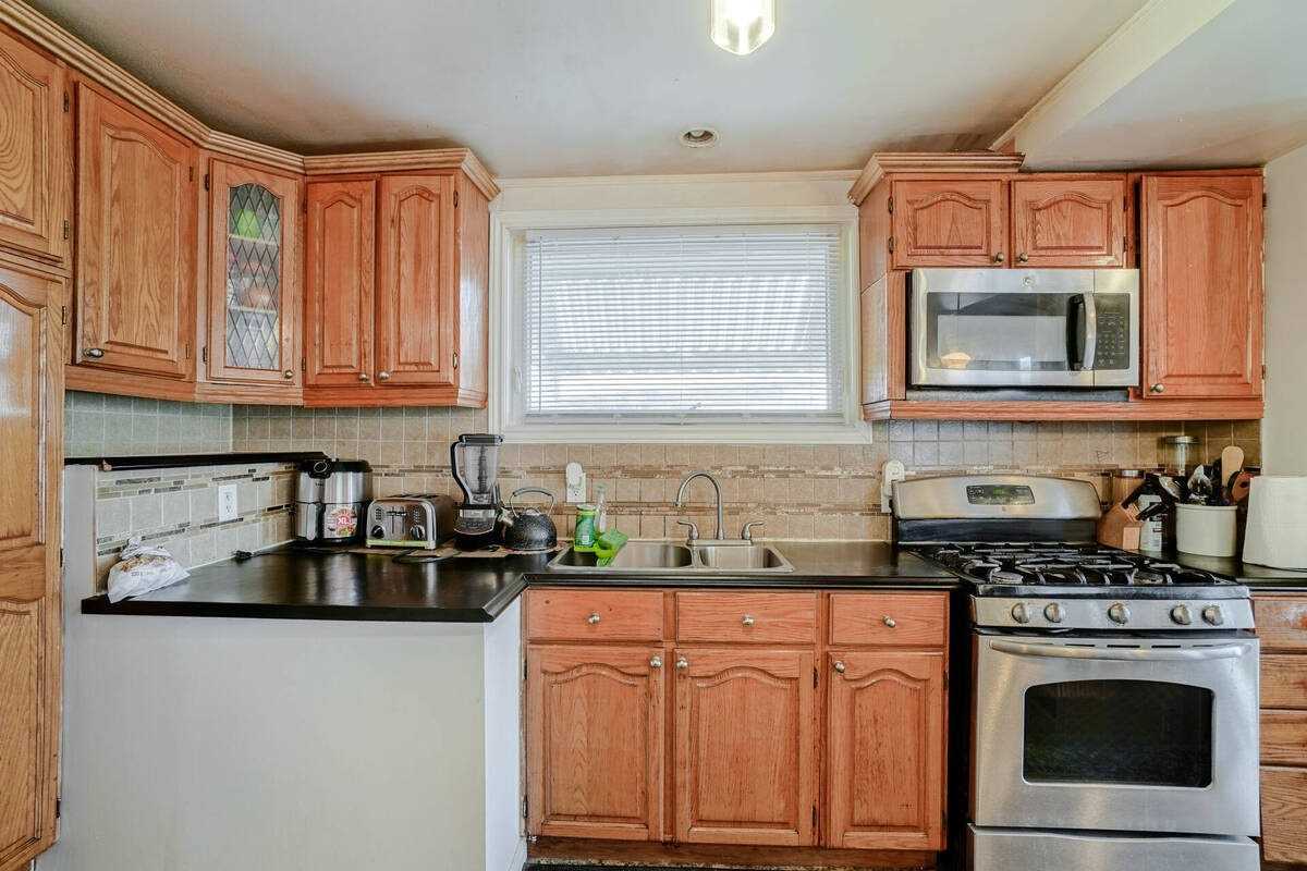 19 Anne Crt