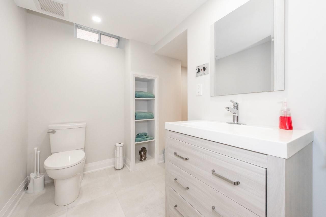 21 Chetholme Pl