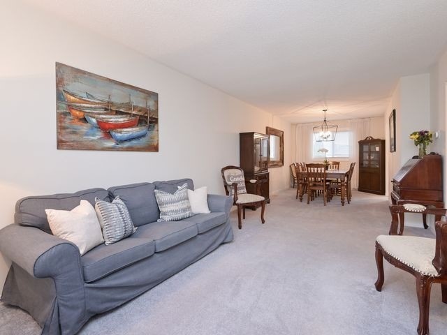 111 Pheasant Dr