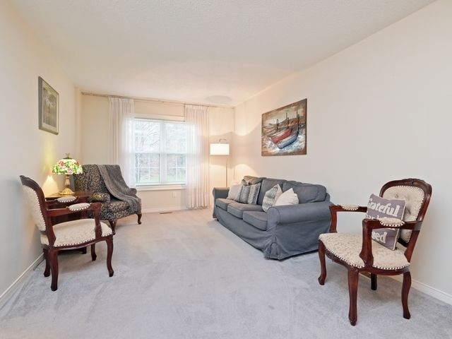 111 Pheasant Dr