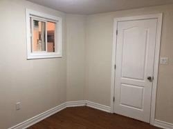 8 Arda Cres