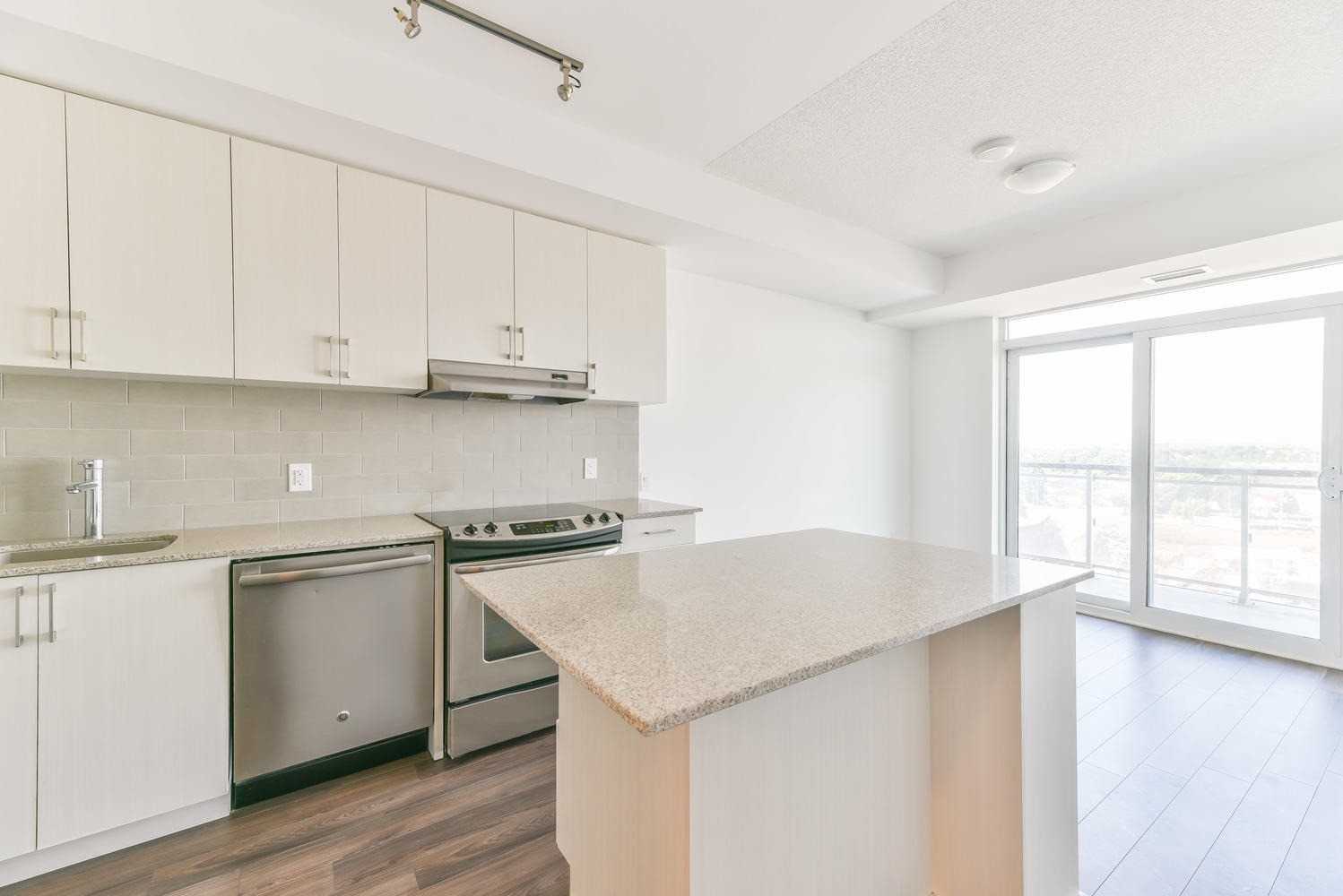 2560 Eglinton Ave W, #609