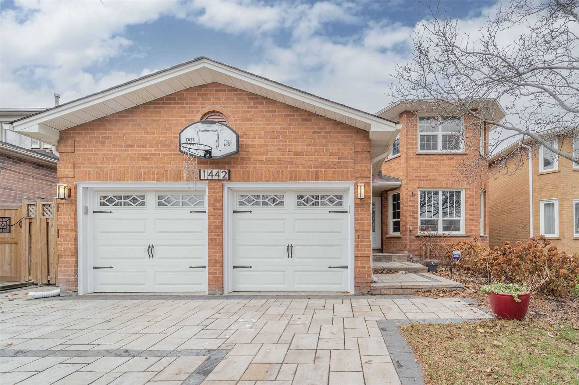 1442 Winterbourne Dr