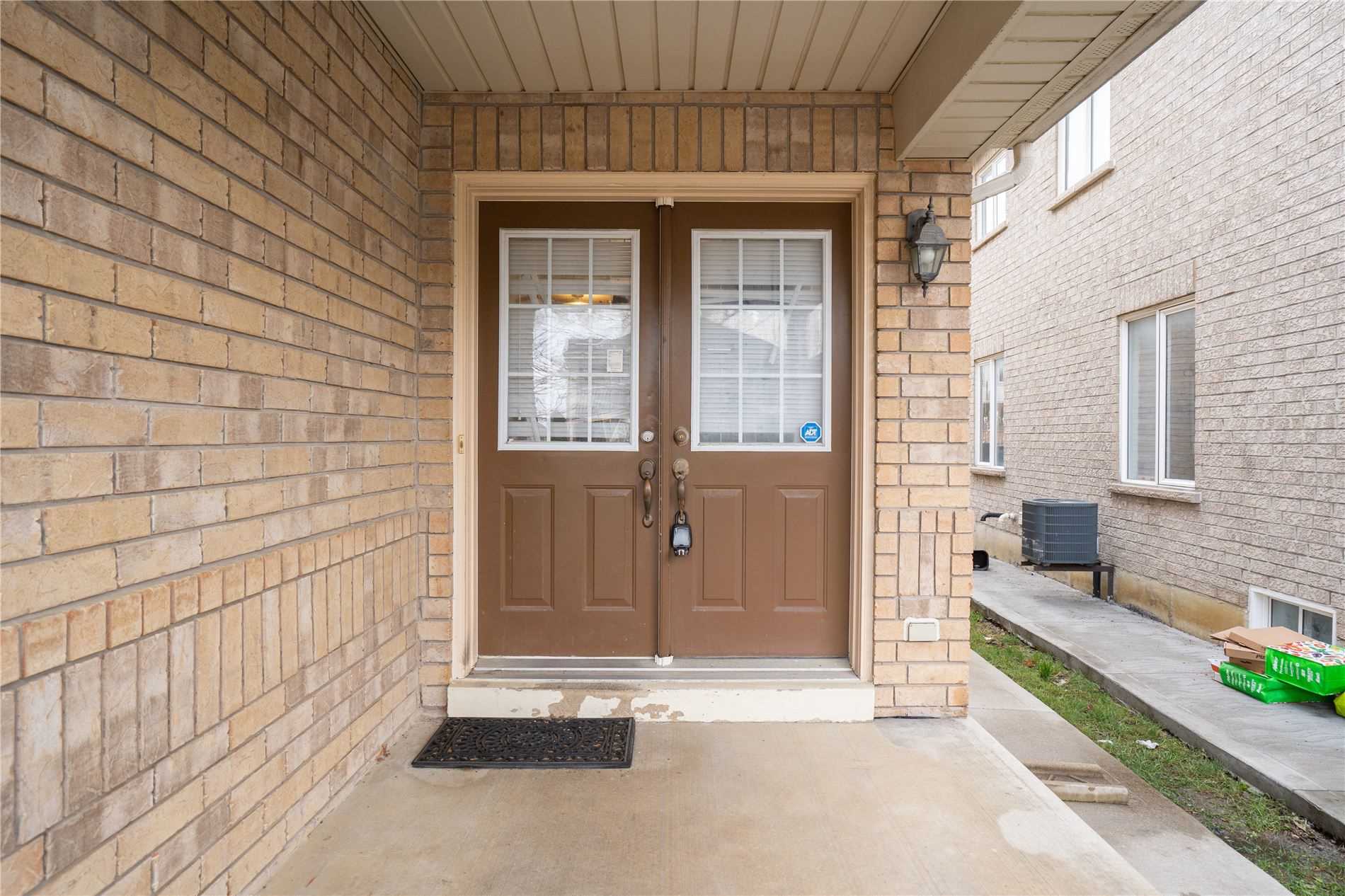 40 Dewridge Crt