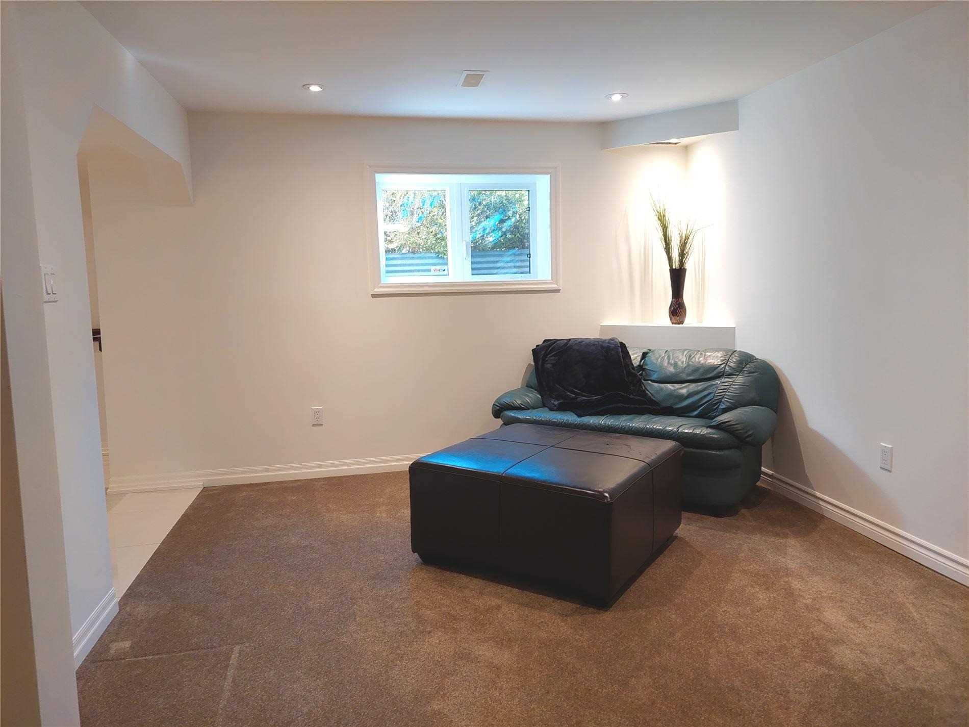 501 Cusick Circ