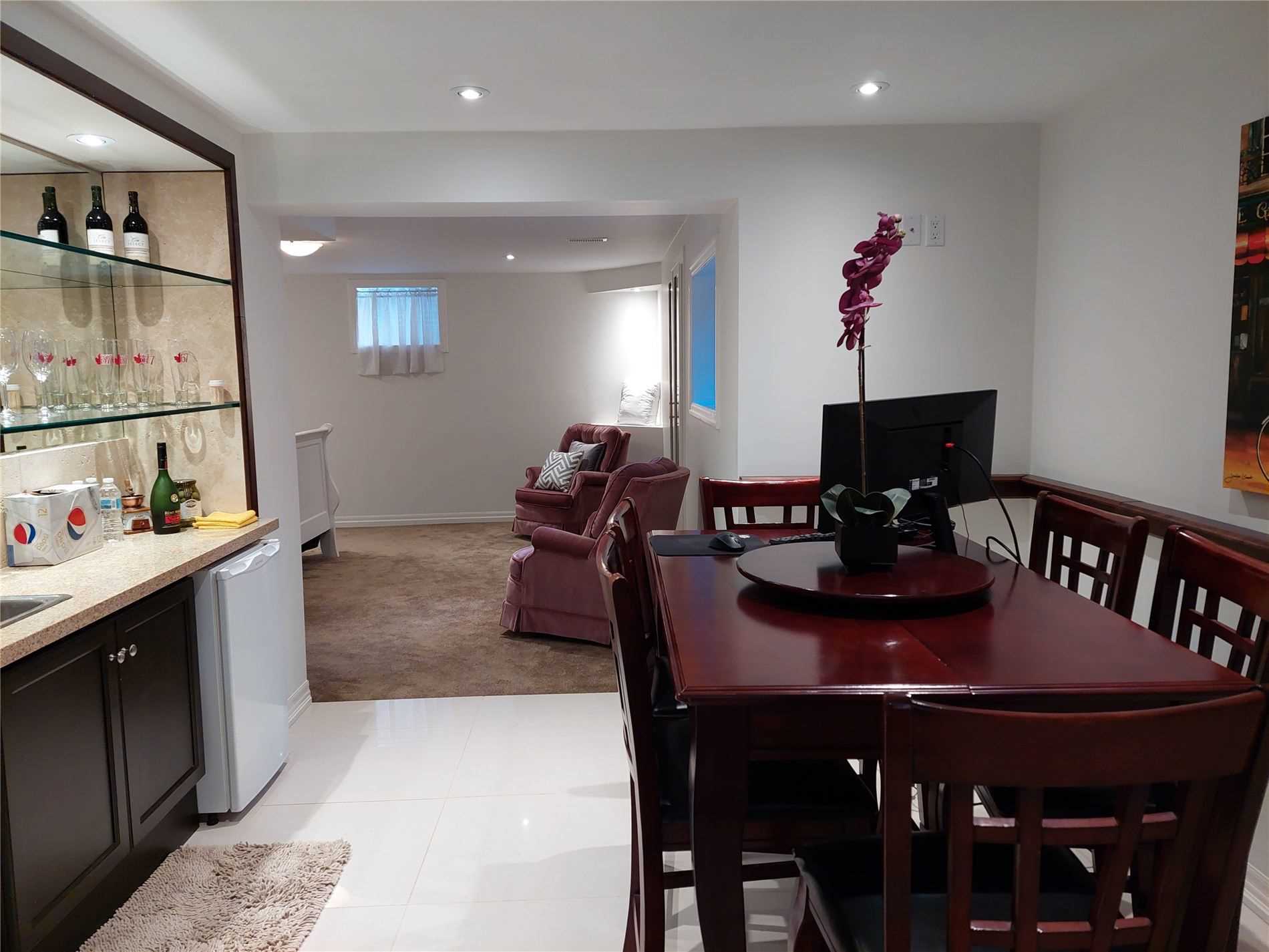 501 Cusick Circ