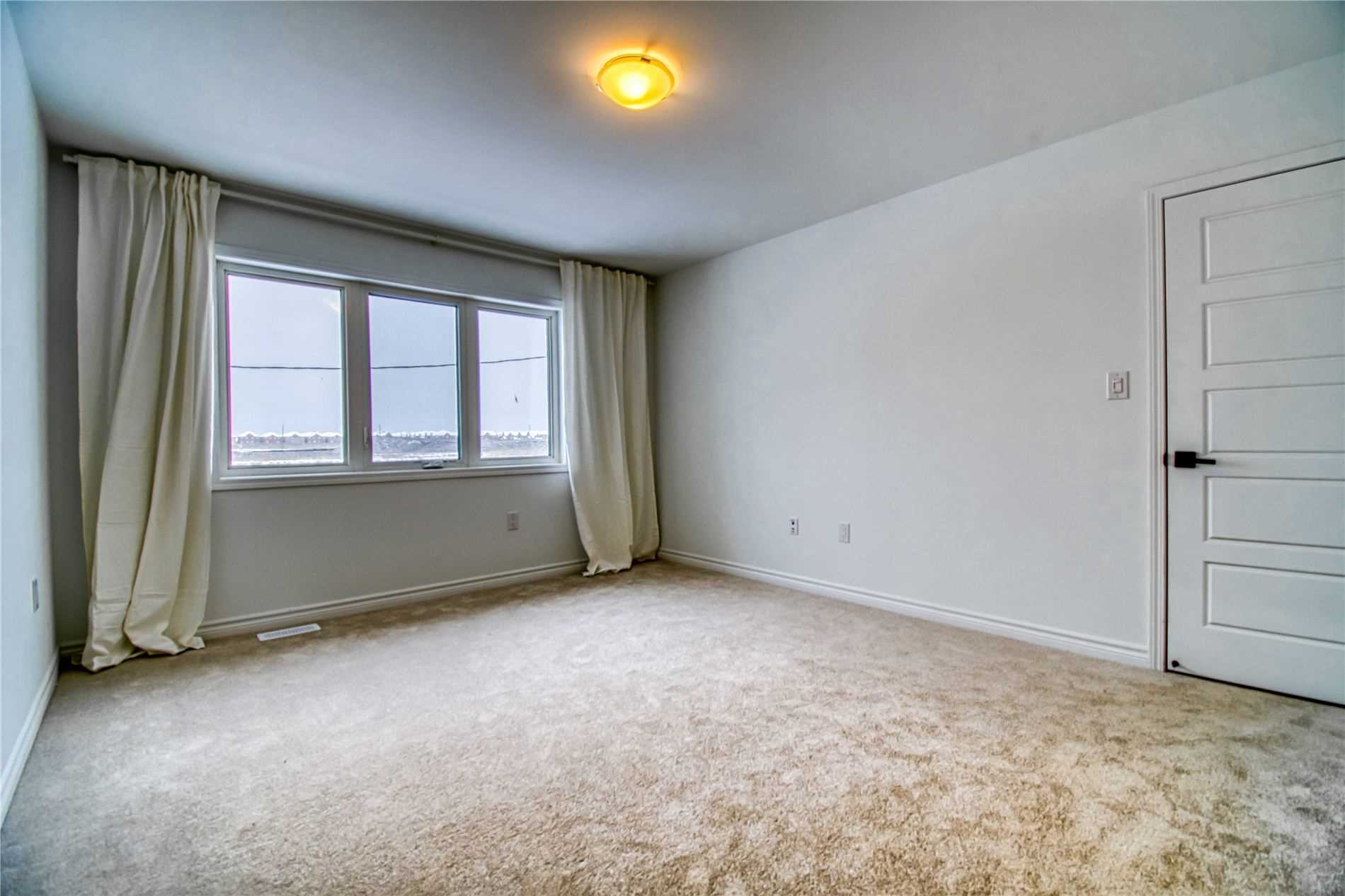 493 Gordon Krantz Ave