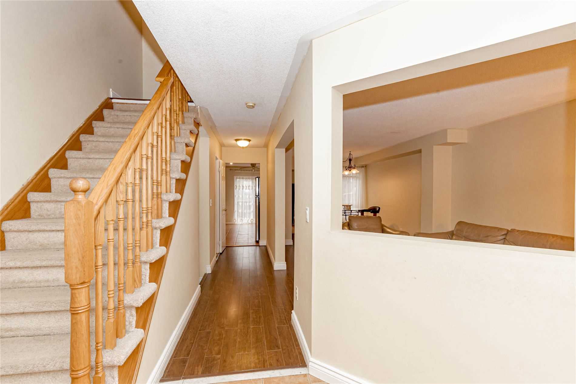 1188 Prestonwood Cres