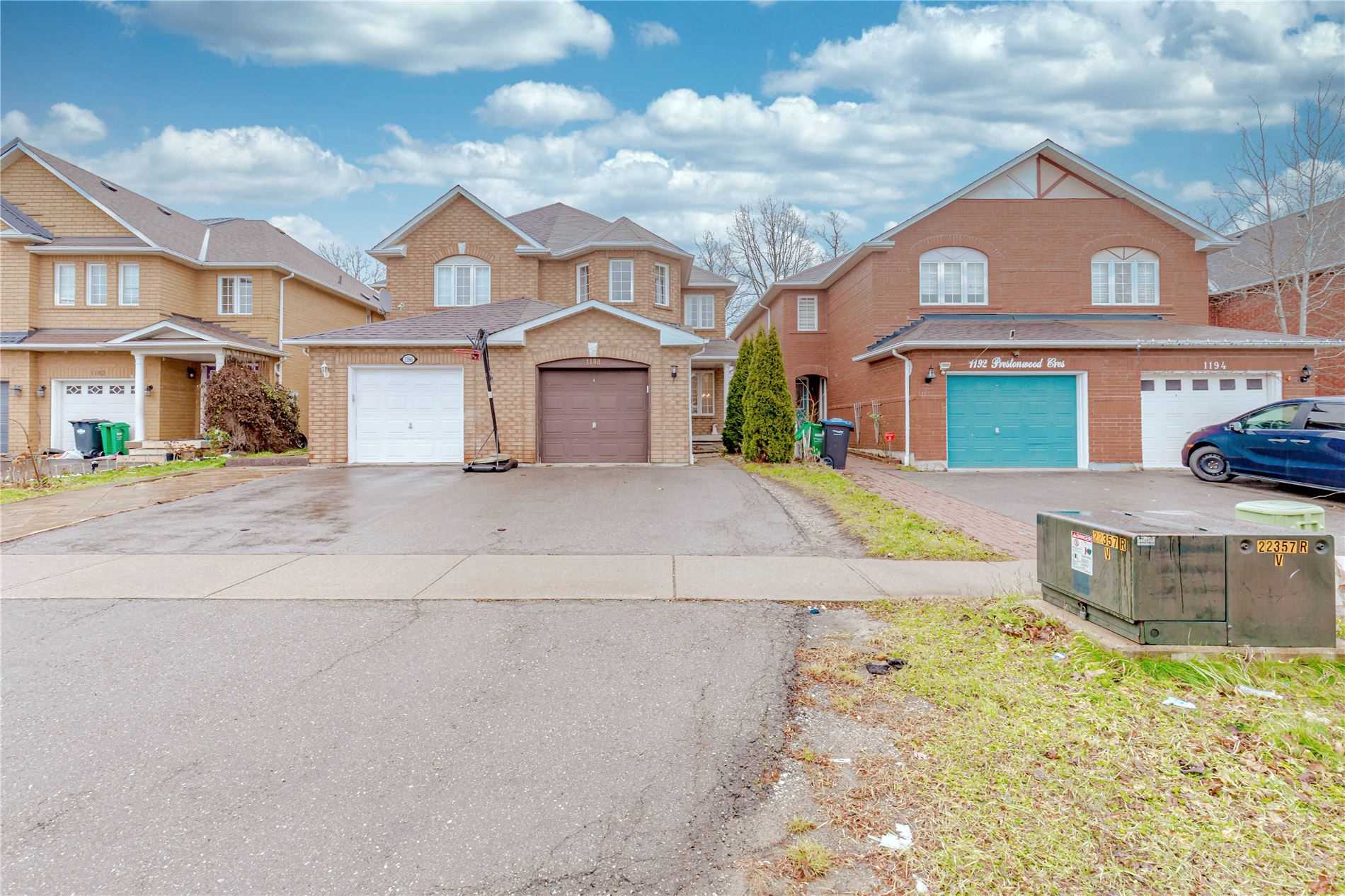 1188 Prestonwood Cres