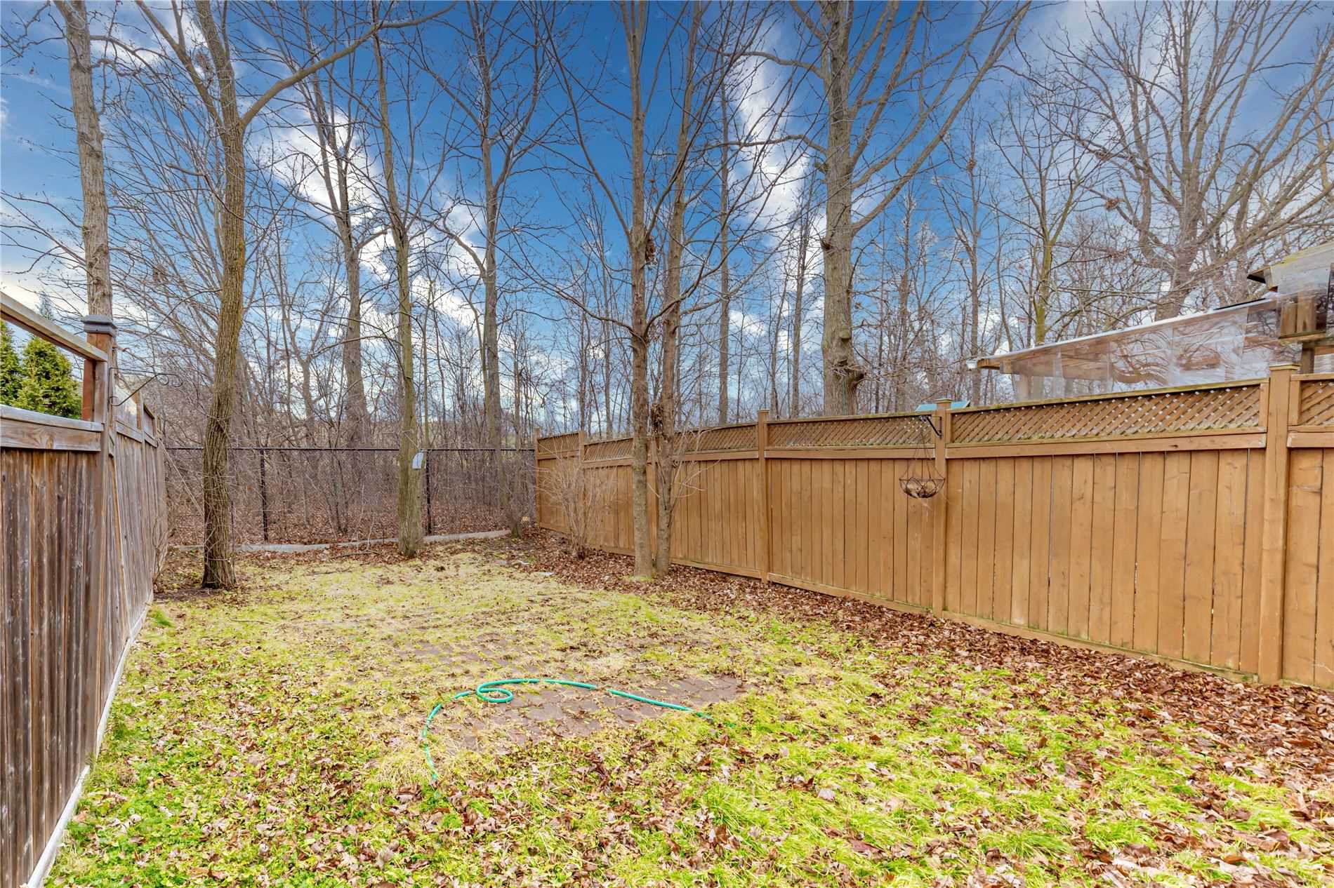1188 Prestonwood Cres