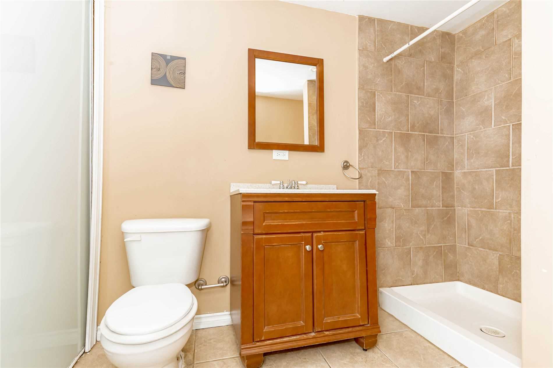 1188 Prestonwood Cres
