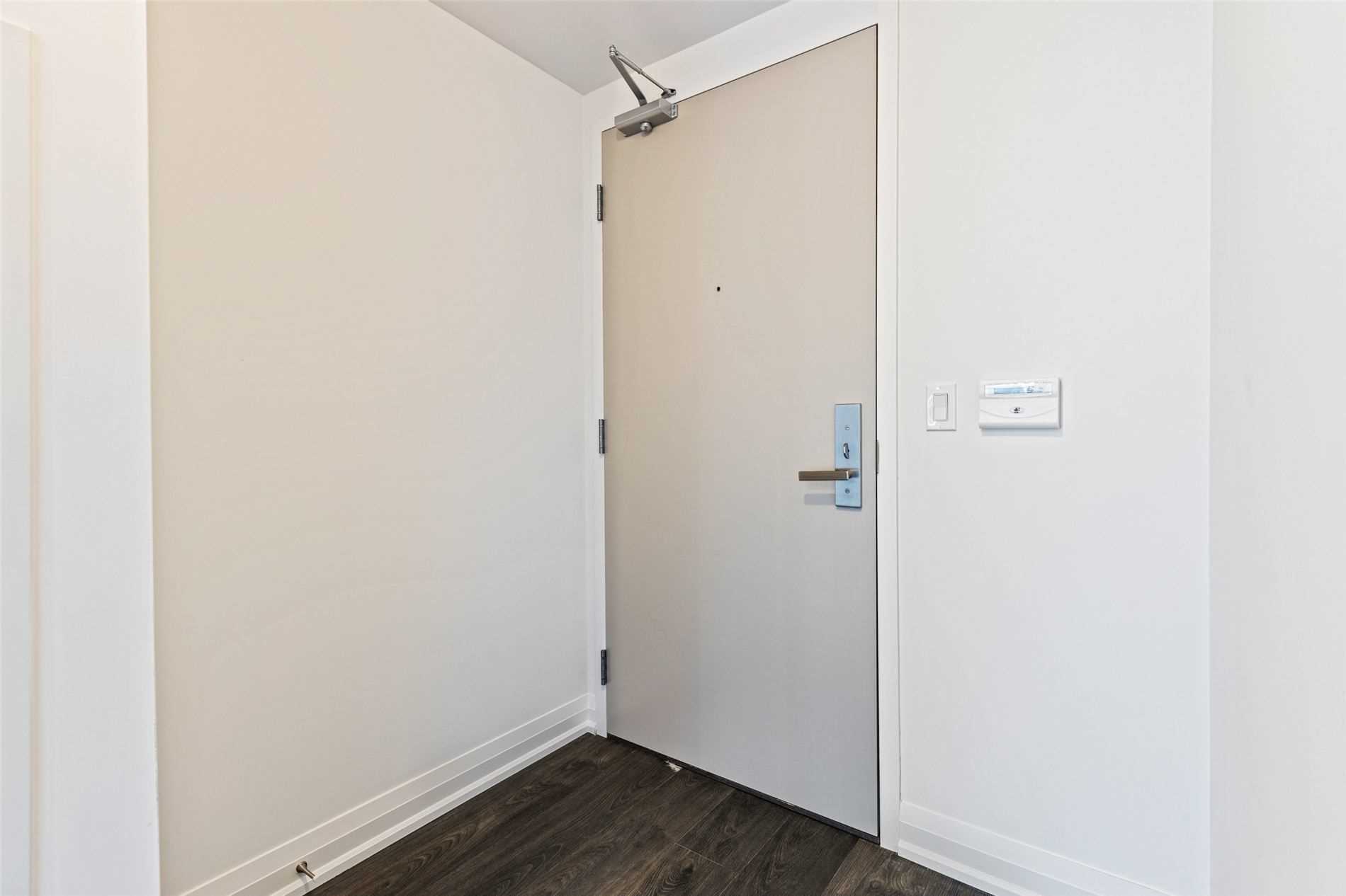 30 Gibbs Rd, #2407
