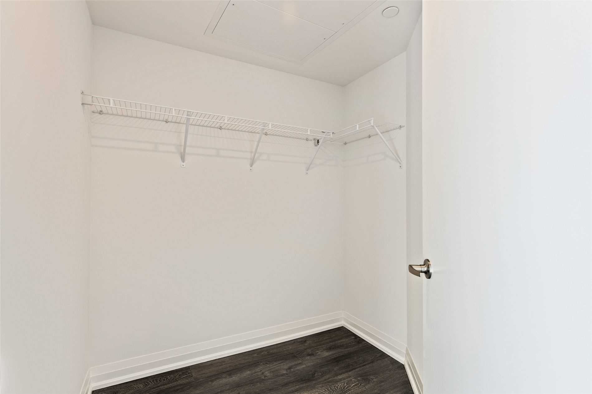30 Gibbs Rd, #2407