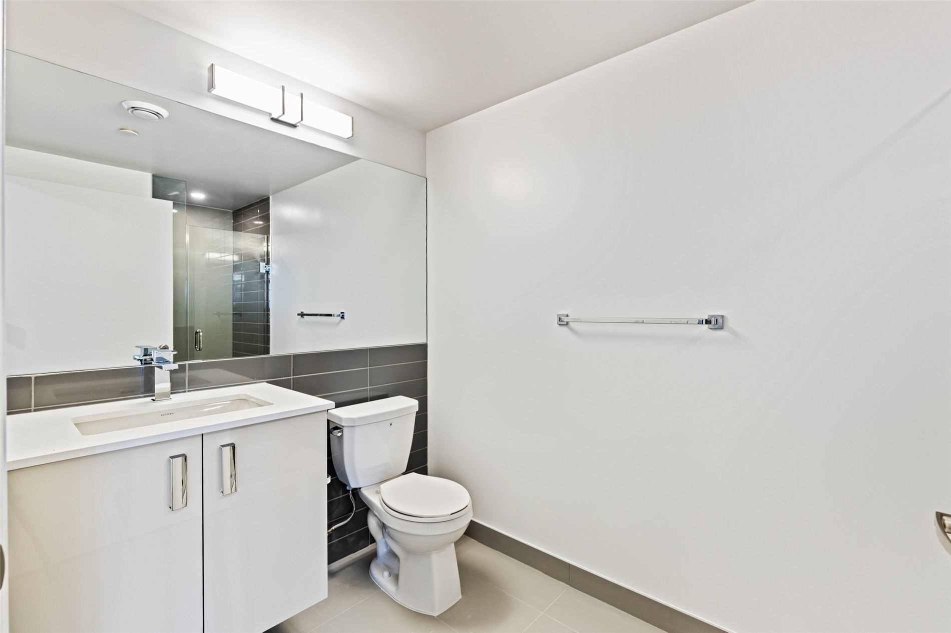 30 Gibbs Rd, #2407