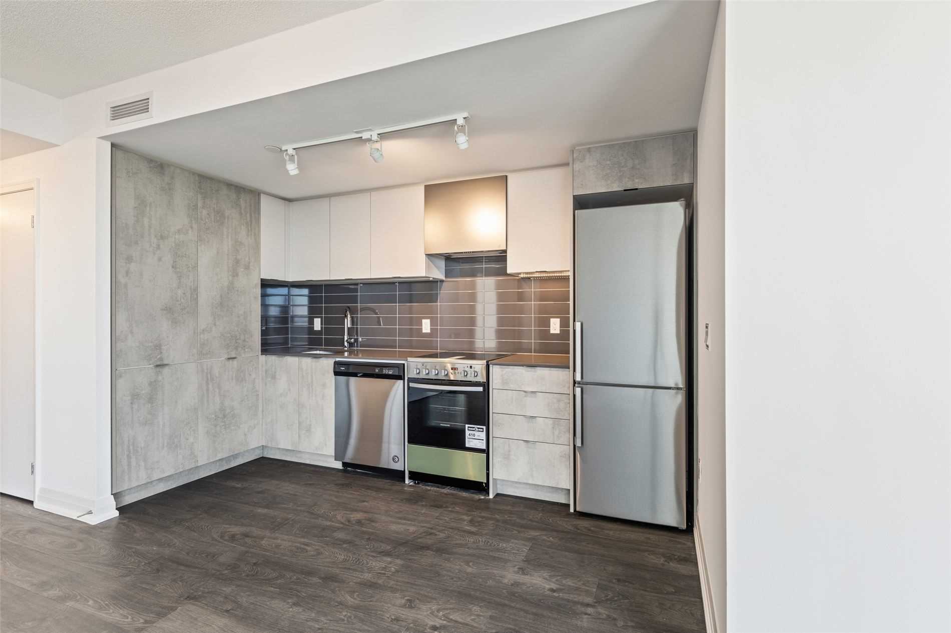 30 Gibbs Rd, #2407
