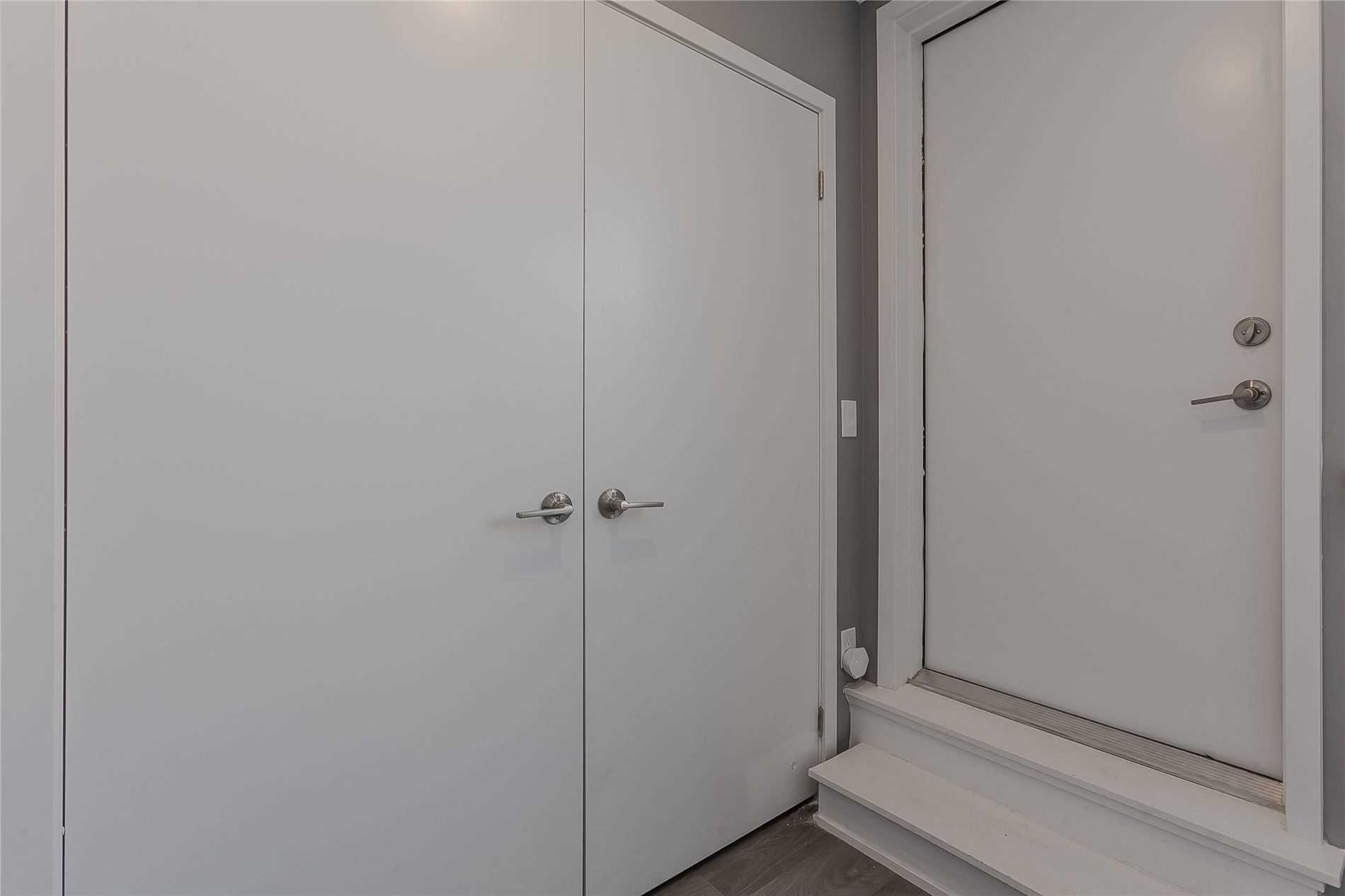 1133 Cooke Blvd, #810
