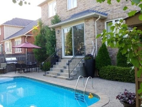 501 Cusick Circ