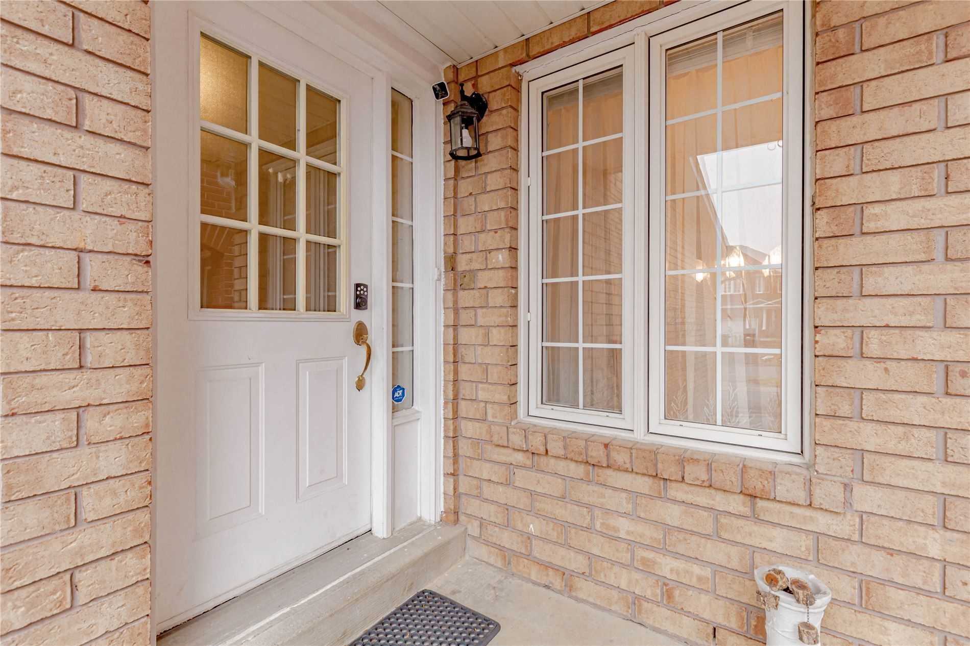 1188 Prestonwood Cres