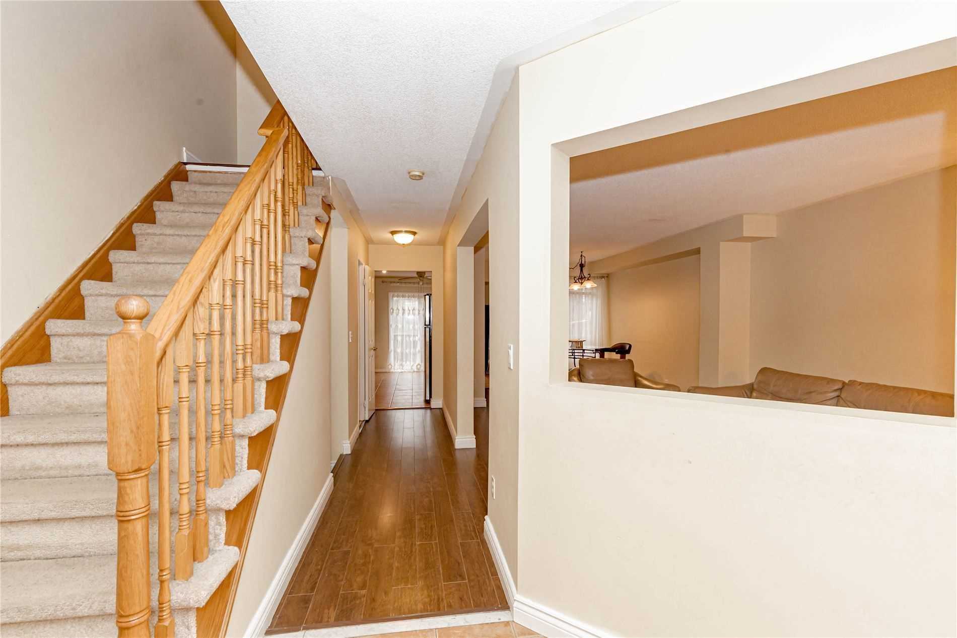 1188 Prestonwood Cres