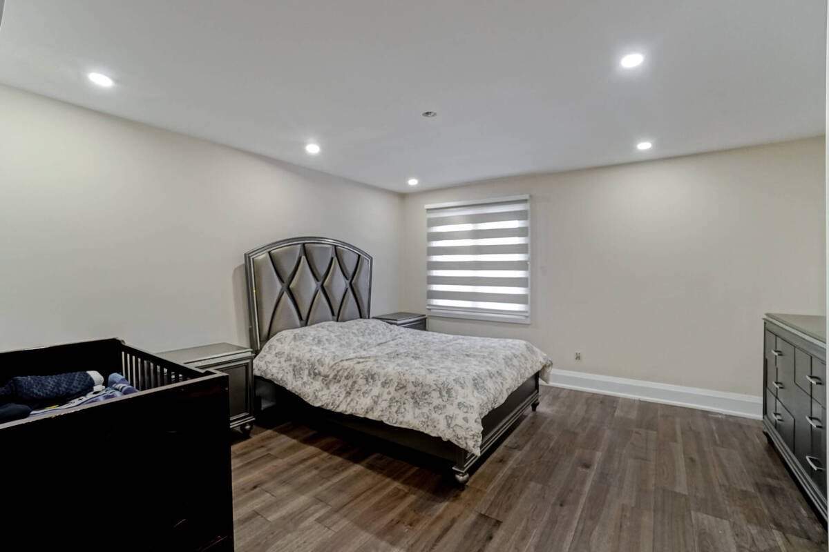 Listing W5477741 - Large Photo # 17