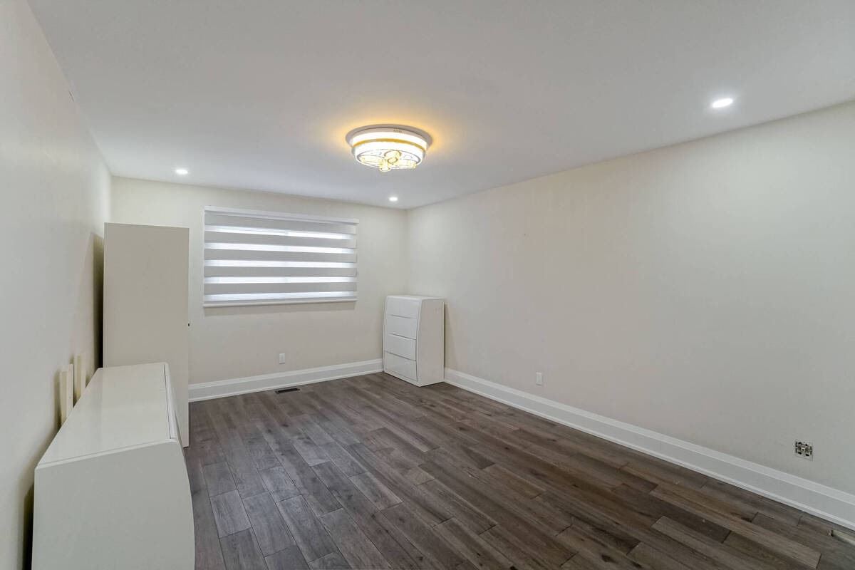 Listing W5477741 - Large Photo # 24
