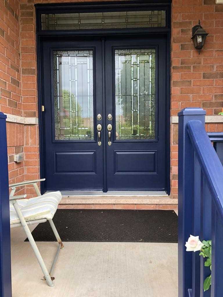 963 Transom Cres
