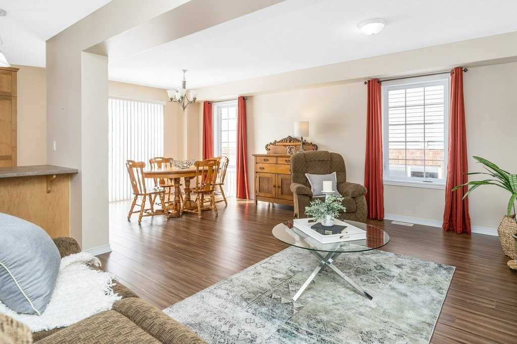 1 England Ave
