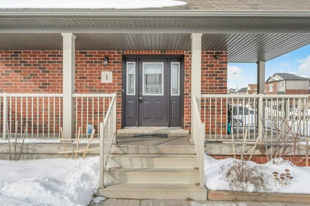 1 England Ave