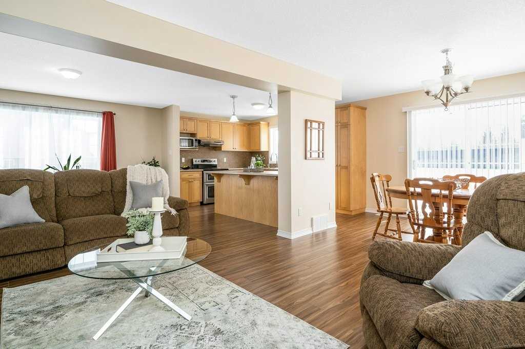 1 England Ave