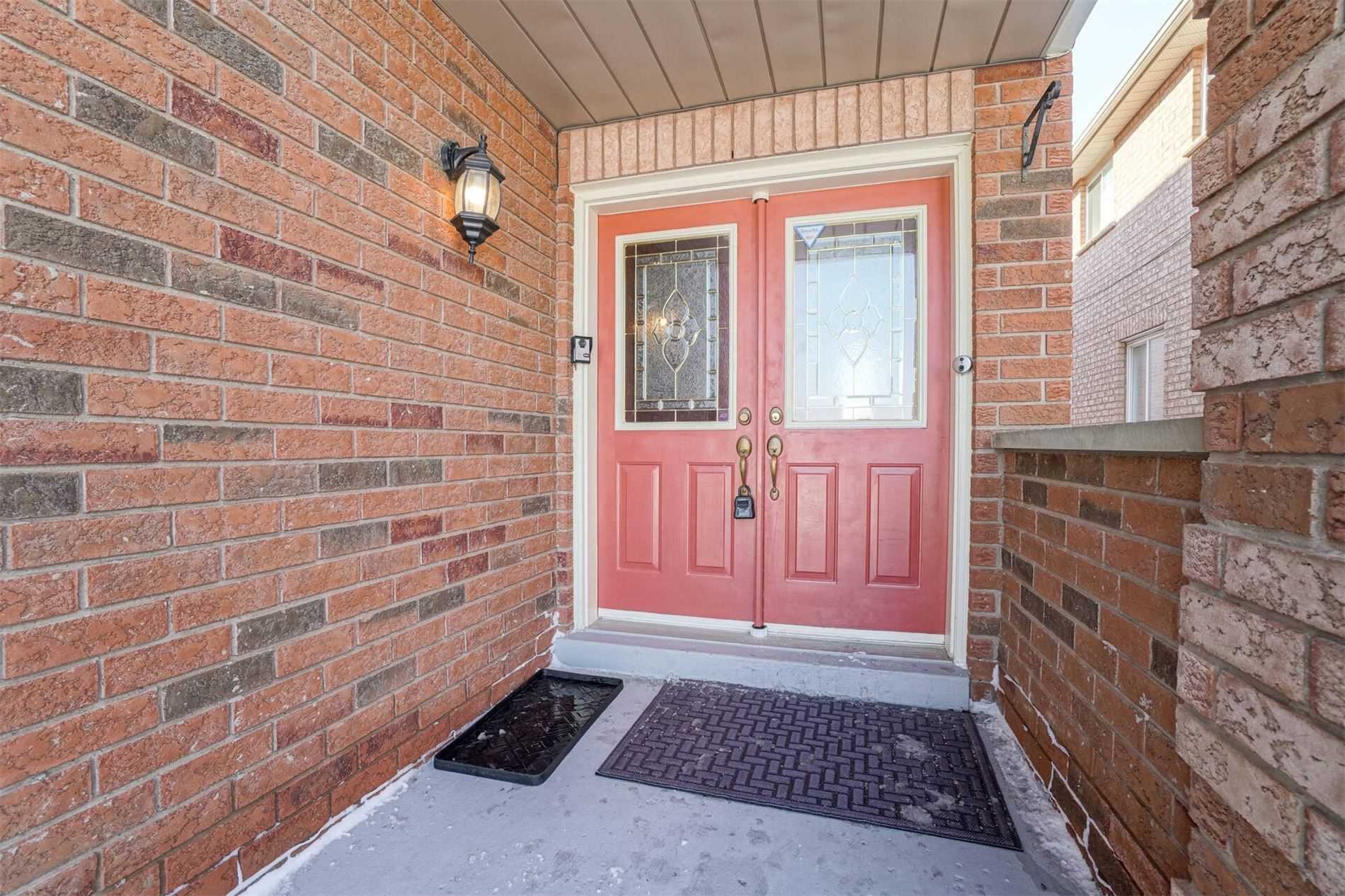Listing W5489002 - Large Photo # 3