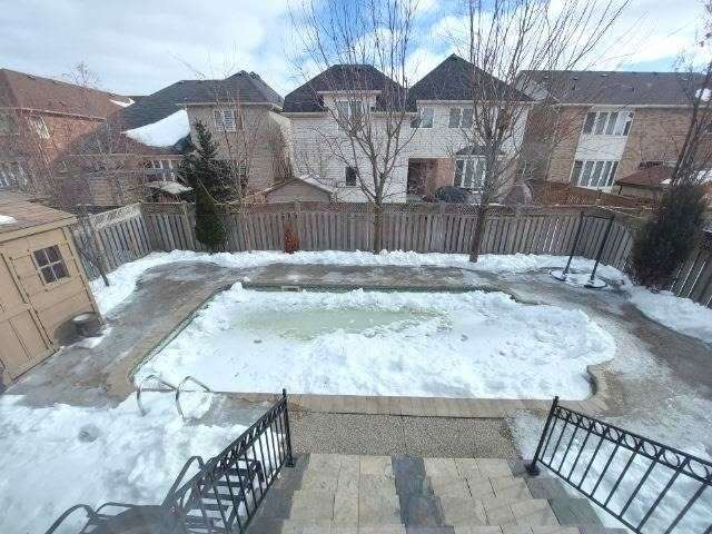 501 Cusick Circ