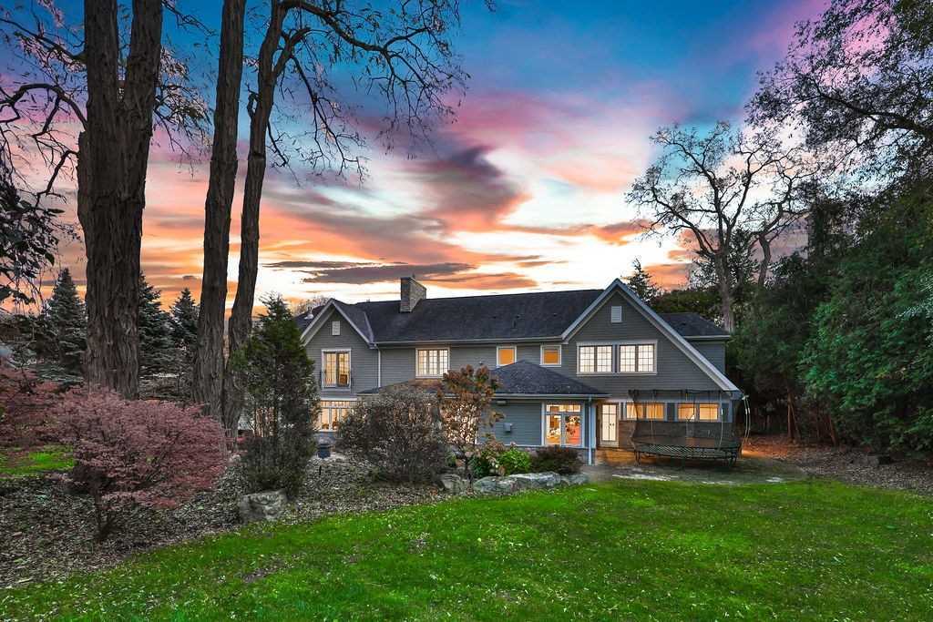 1267 Cambridge Dr
