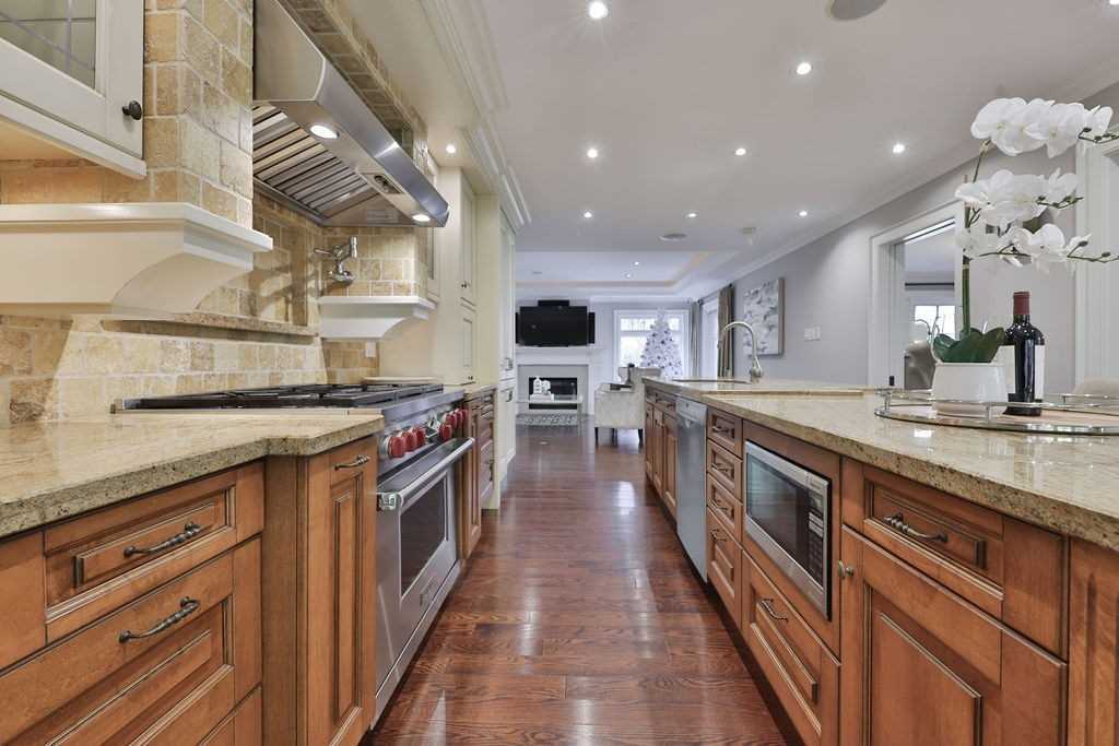 1267 Cambridge Dr